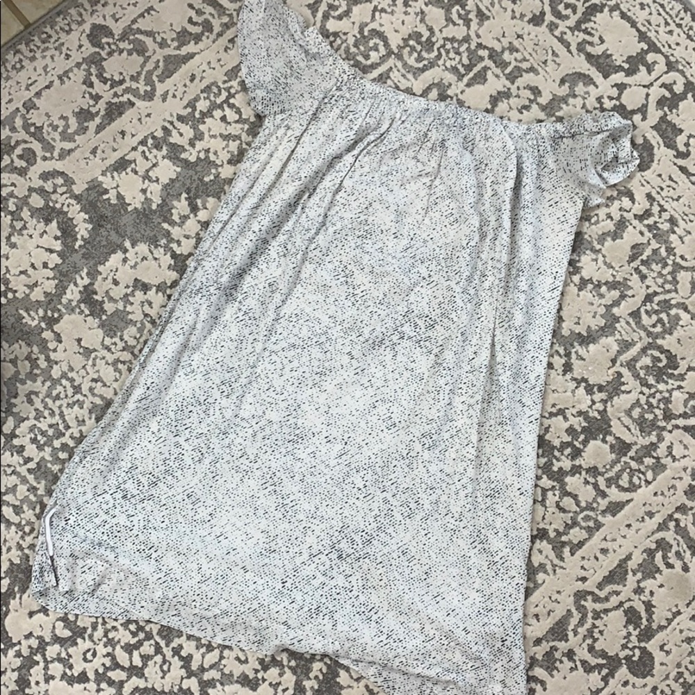 Cloth & Stone off the shoulder dress